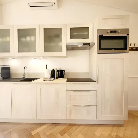 Apartment Le Petit Four 2nd - T3 Climatise Antibes