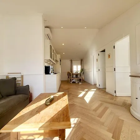 Le Petit Four 2nd - T3 Climatise Antibes