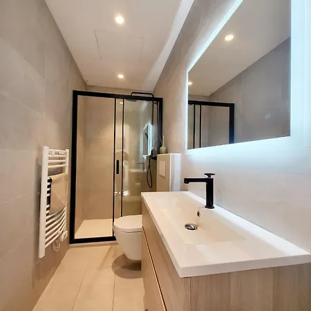 Le Petit Four 2nd - T3 Climatise Apartment Antibes