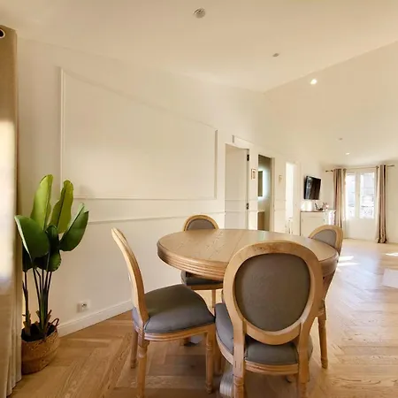 Apartment Le Petit Four 2nd - T3 Climatise Antibes