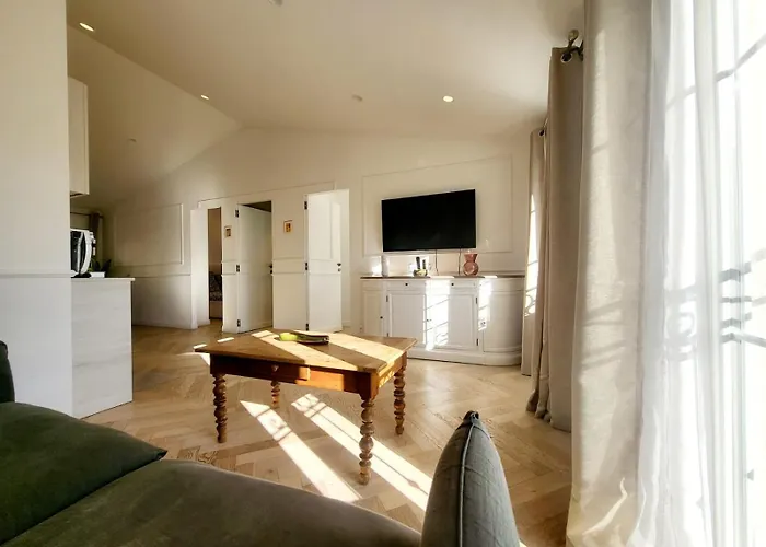 Apartment Le Petit Four 2nd - T3 Climatise *