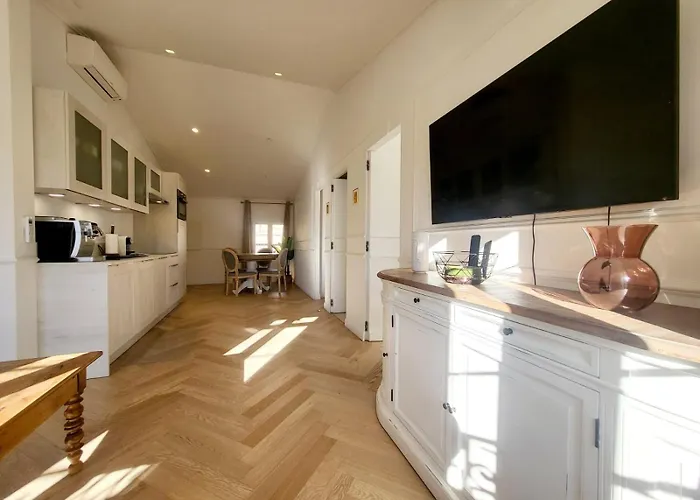 Apartment Le Petit Four 2nd - T3 Climatise